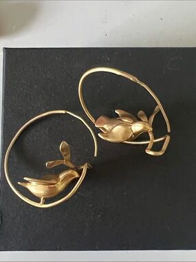 Gold Bird Hoop Earrings - Women's Fashion Jewelry